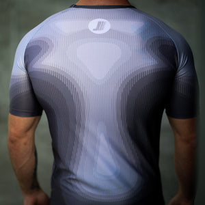 PREDATOR PRO HALF SLEEVE RASHGUARD