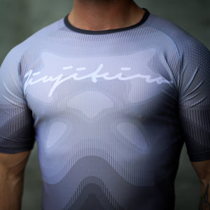 PREDATOR PRO HALF SLEEVE RASHGUARD