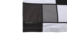 Load image into Gallery viewer, Jiujiteiro Gambit Pro Half Sleeve Rashguard – Grappling rashguard product view