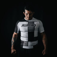 Load image into Gallery viewer, Jiujiteiro Gambit Pro Half Sleeve Rashguard – Compression rashguard for no-gi BJJ
